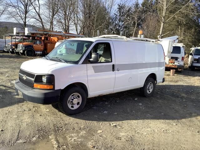 2011 CHEVROLET Express