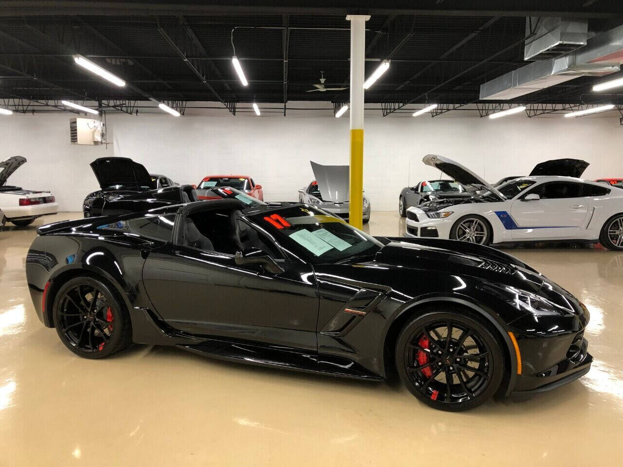 2017 CHEVROLET Corvette