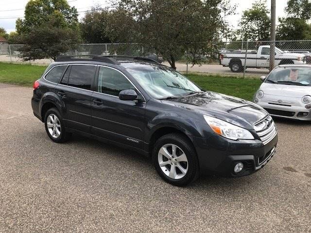 2013 SUBARU Outback