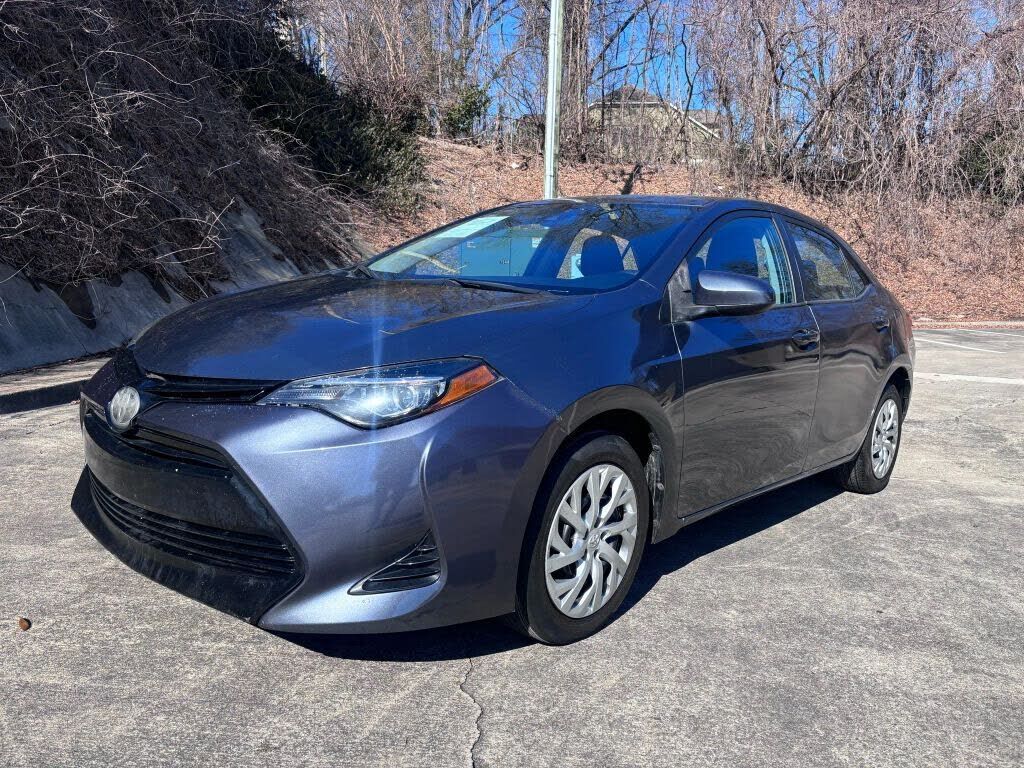 2018 TOYOTA Corolla