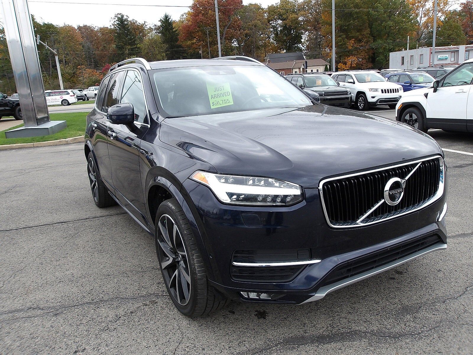 2019 VOLVO XC90
