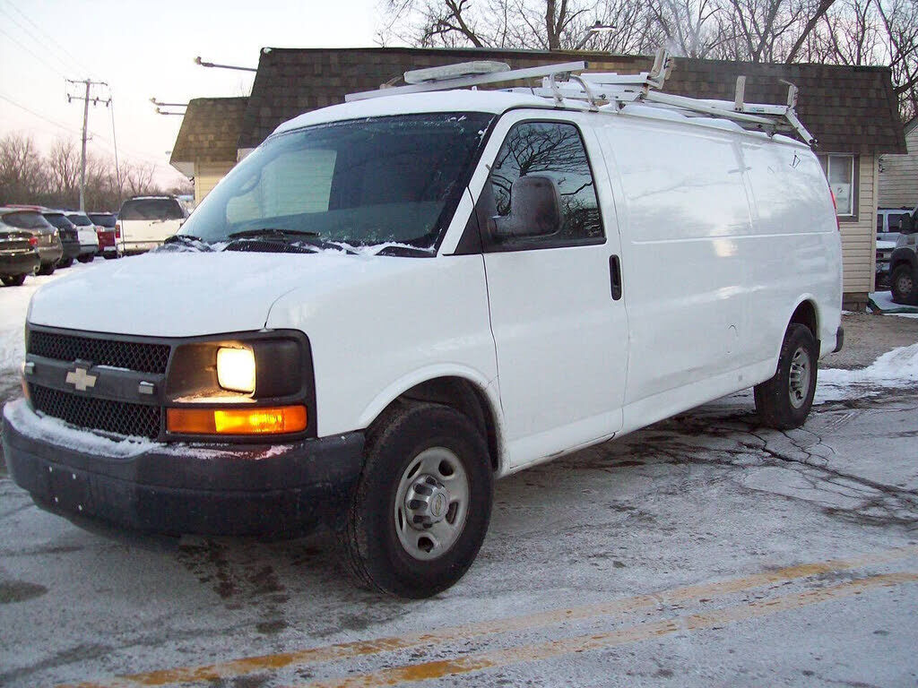 2012 CHEVROLET Express