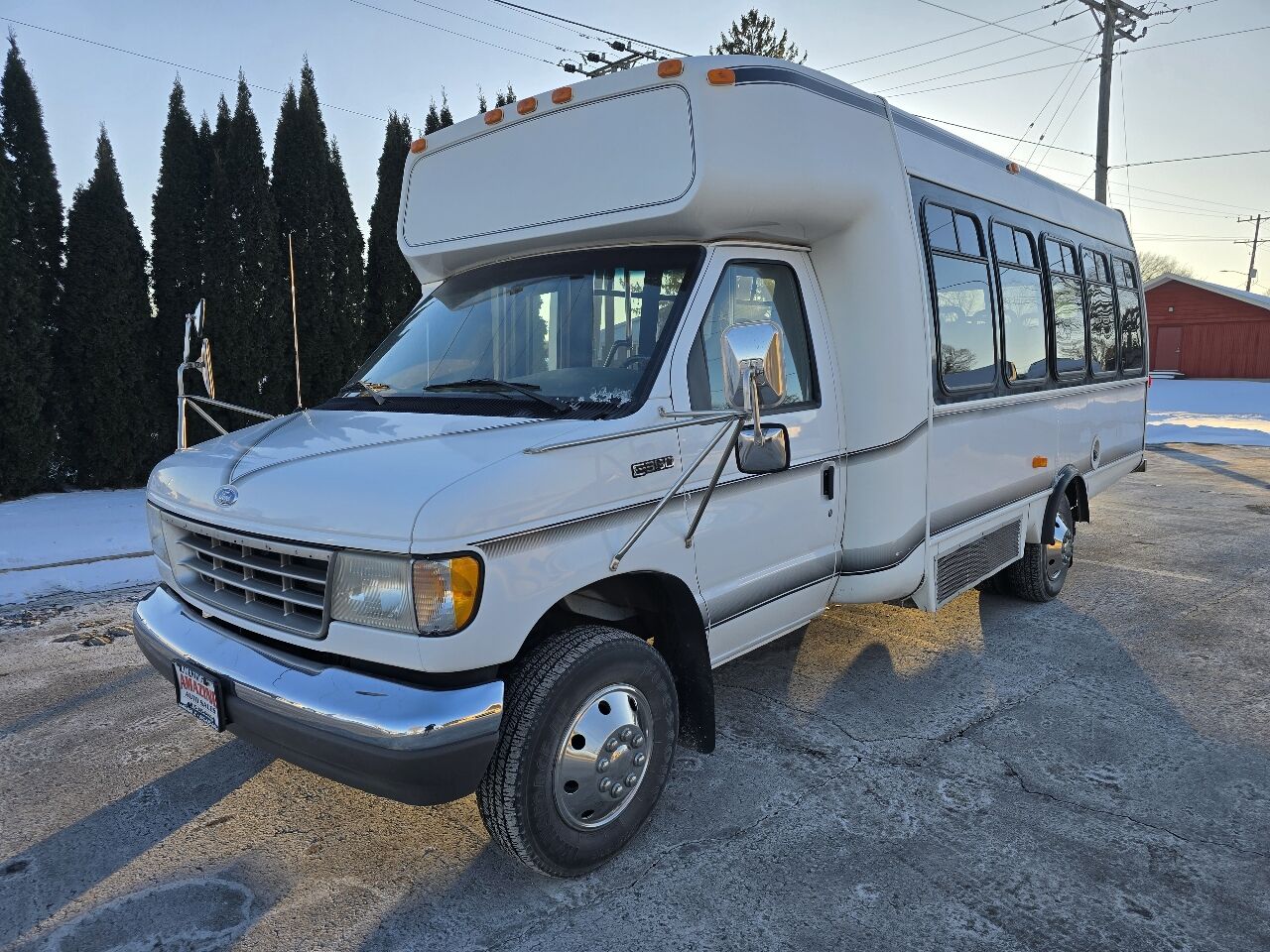 Ford E-350