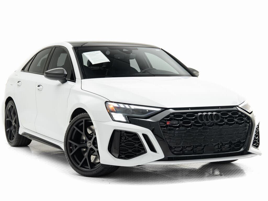 2024 AUDI RS3