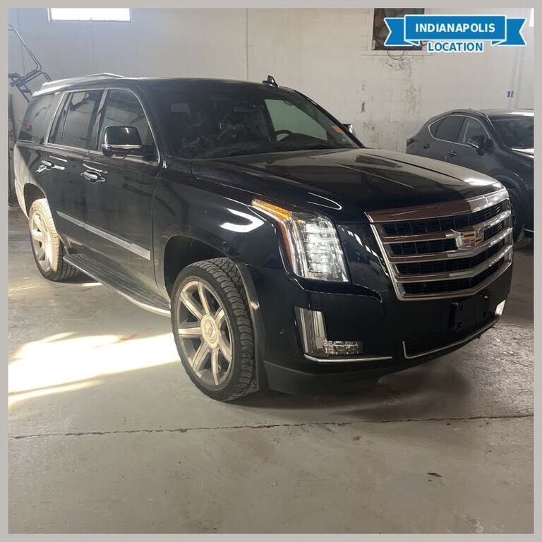 2017 CADILLAC Escalade