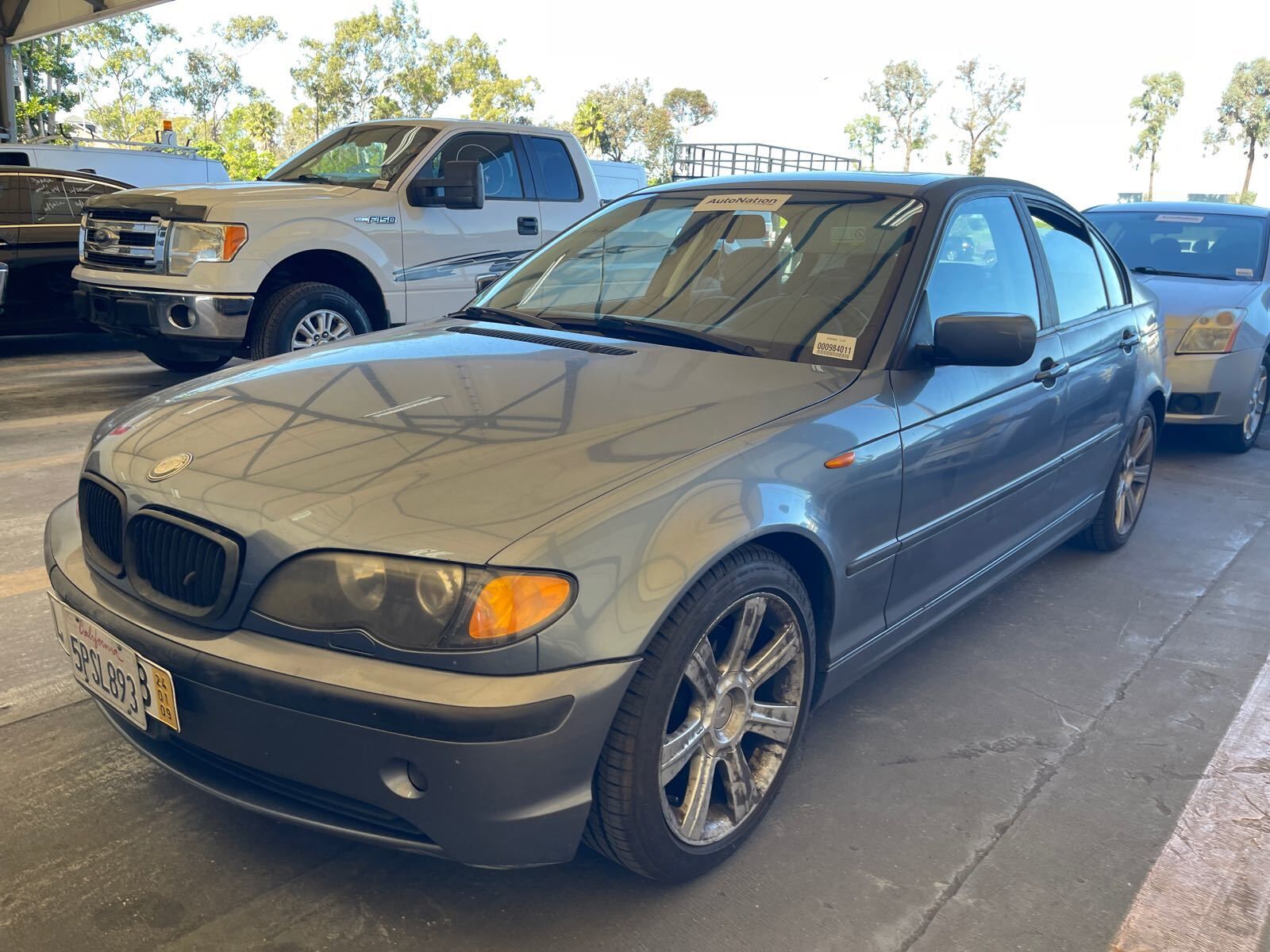 BMW 325i