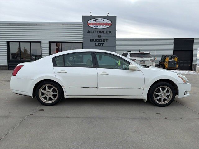 2004 NISSAN Maxima