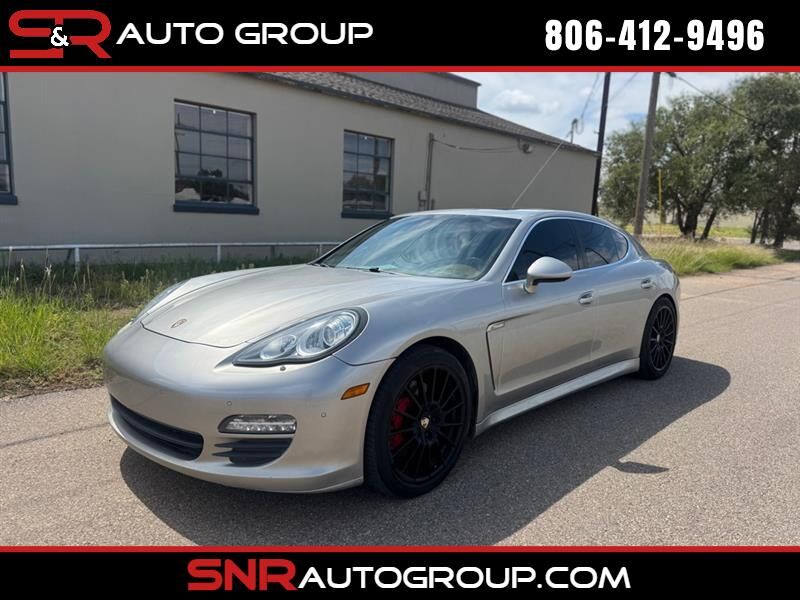 2013 PORSCHE Panamera