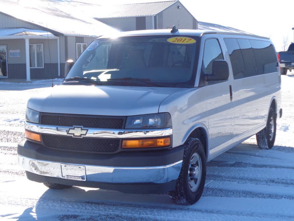 2017 CHEVROLET Express