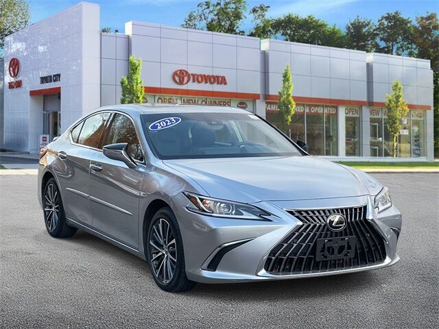 2023 LEXUS ES