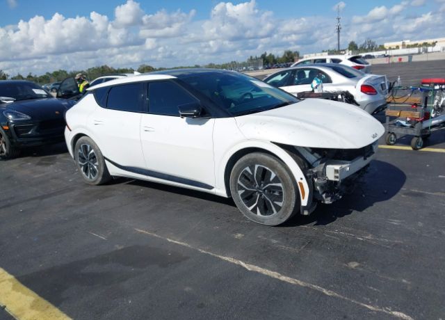 2024 KIA EV6