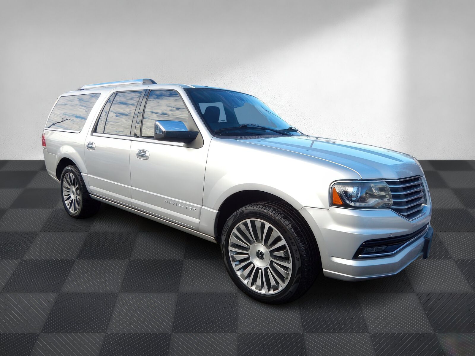 2015 LINCOLN Navigator