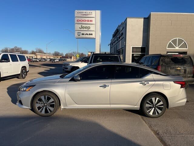 2020 NISSAN Altima