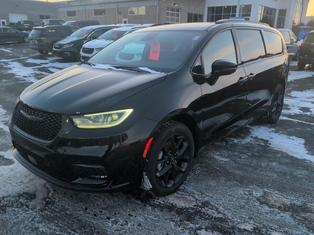 2026 CHRYSLER Pacifica