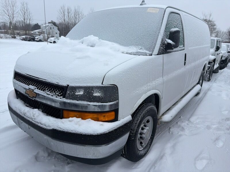 2024 CHEVROLET Express