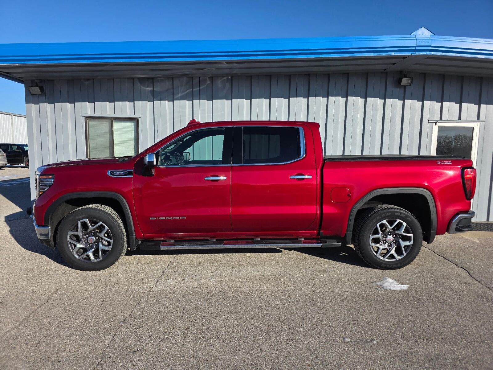 2023 GMC Sierra