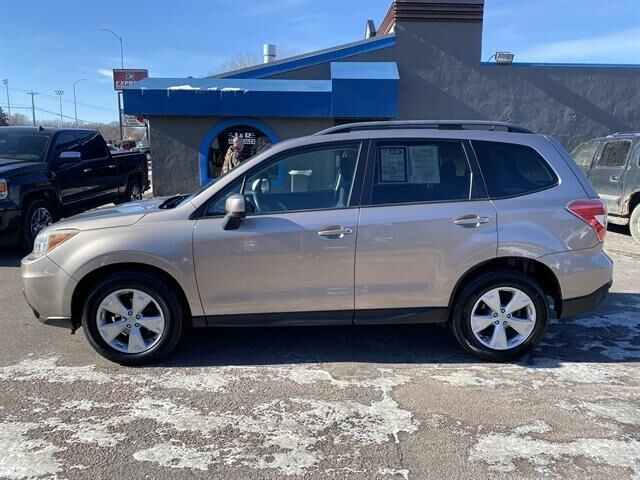 2015 SUBARU Forester