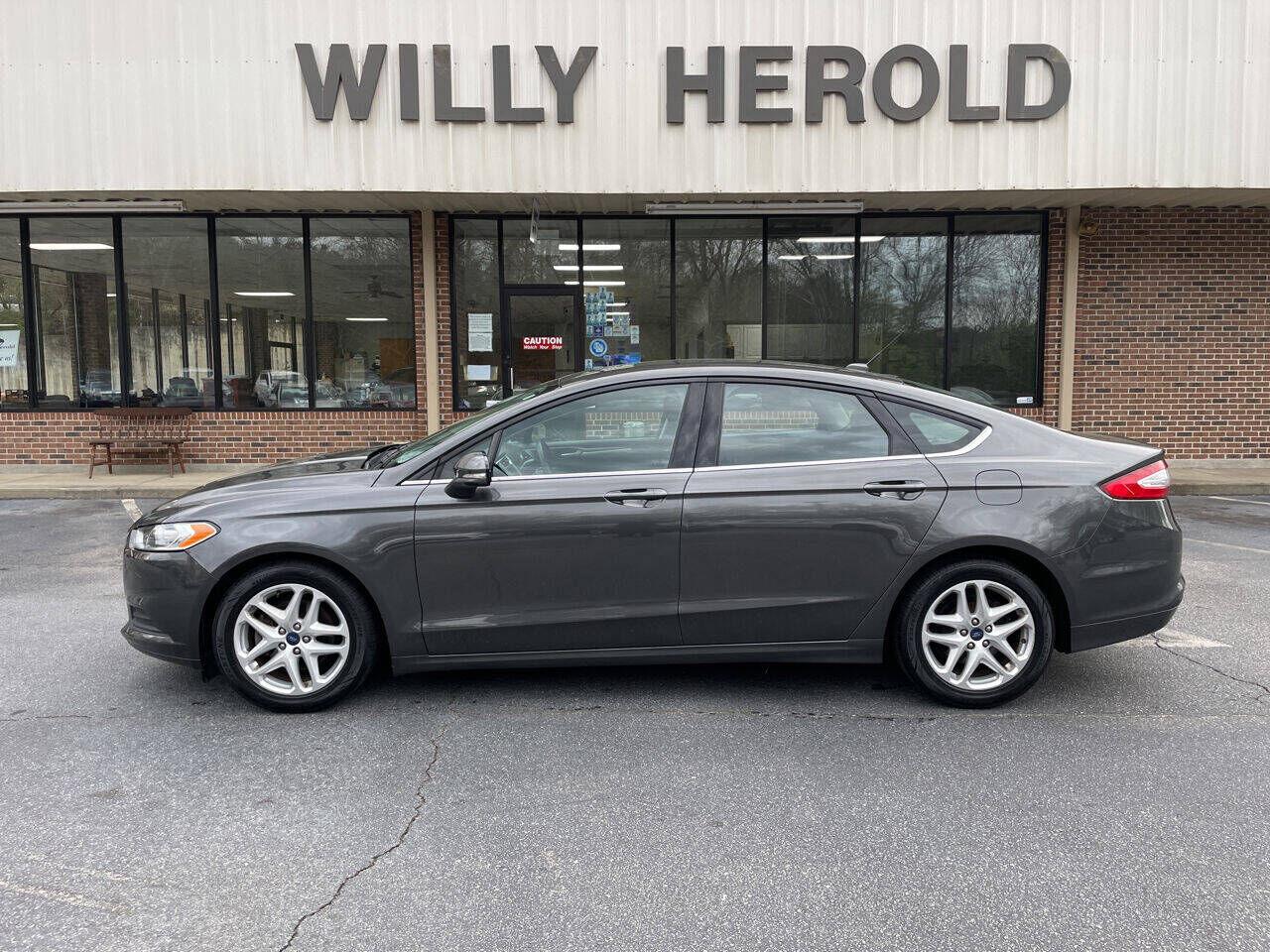 2015 FORD Fusion