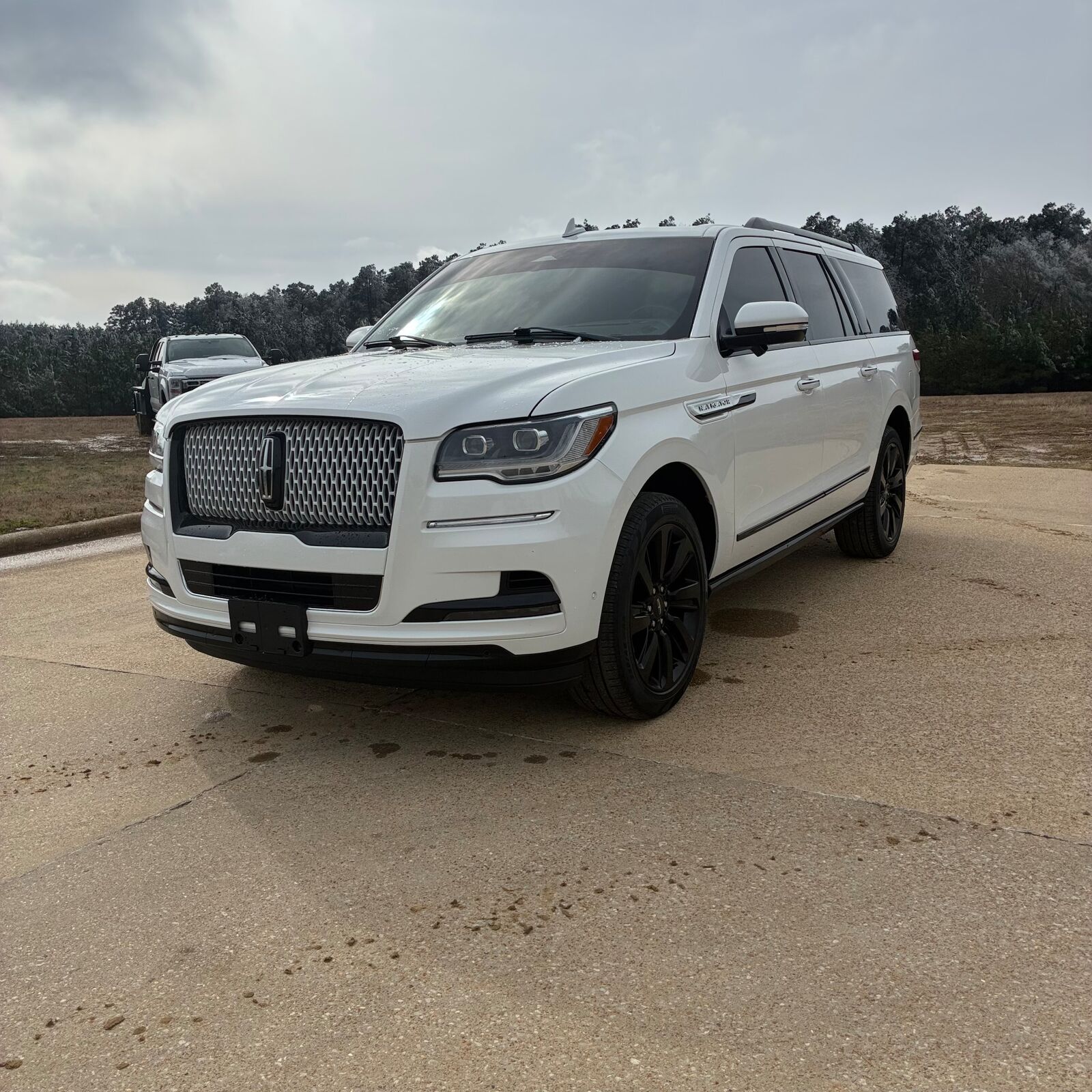 2023 LINCOLN Navigator L