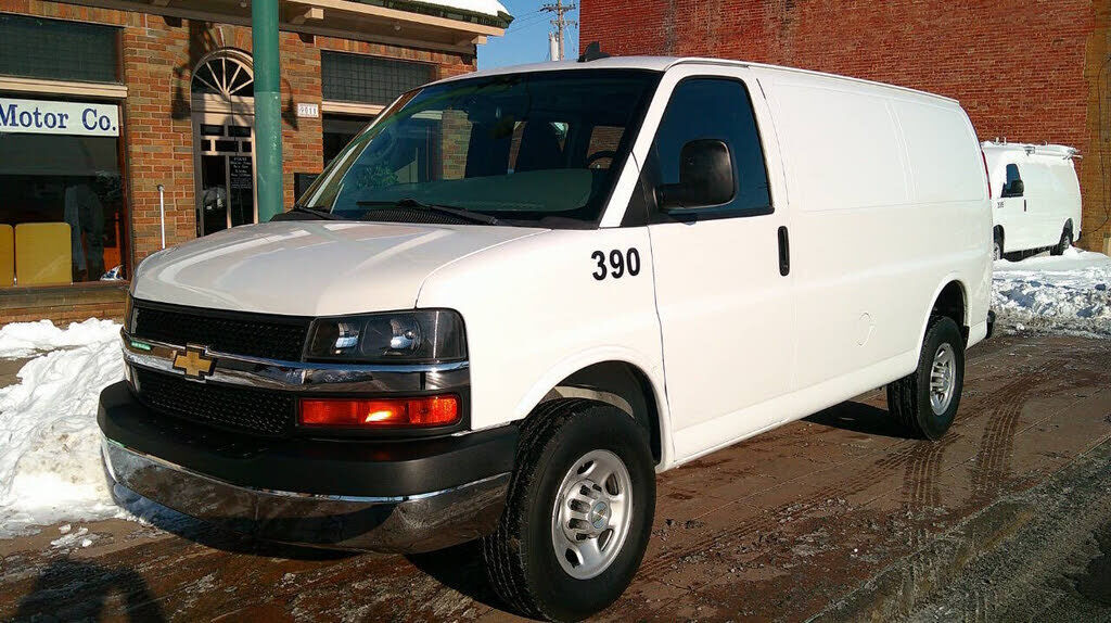 2022 CHEVROLET Express