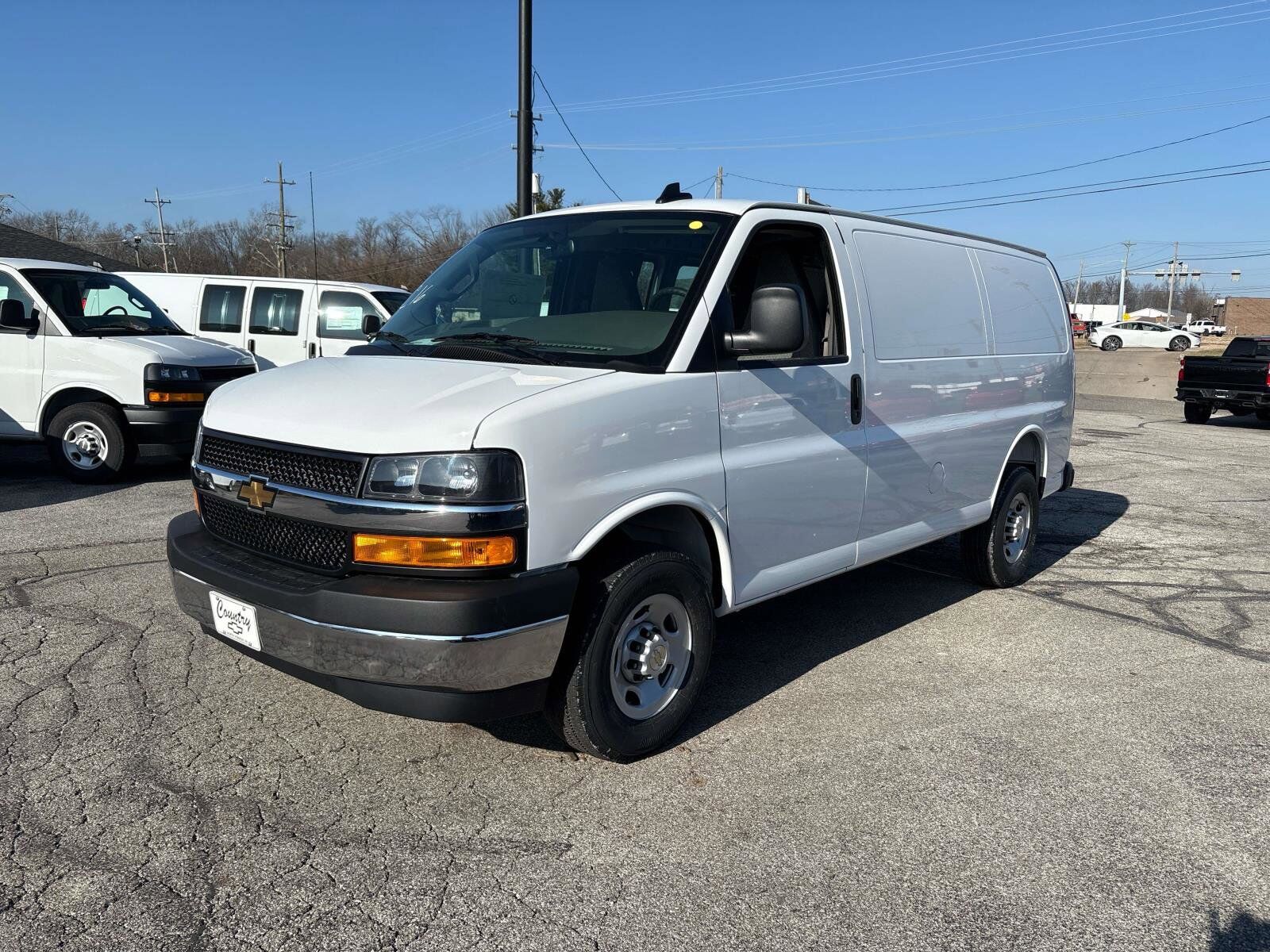 2025 CHEVROLET Express