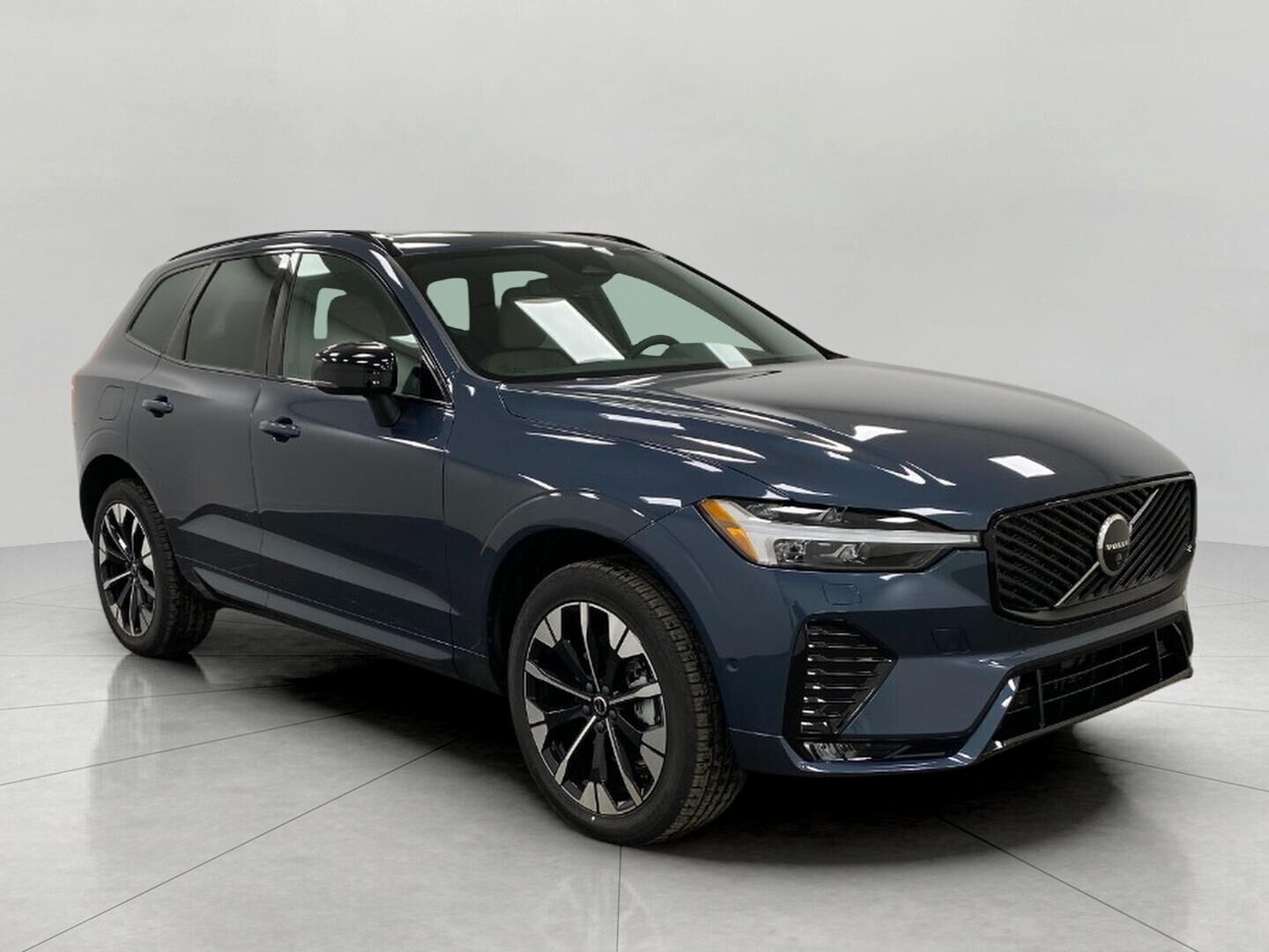 2026 VOLVO XC60