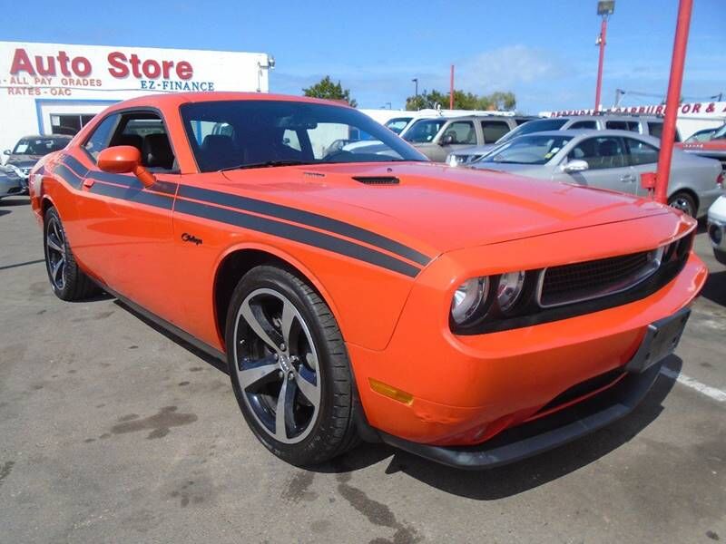 2013 DODGE Challenger