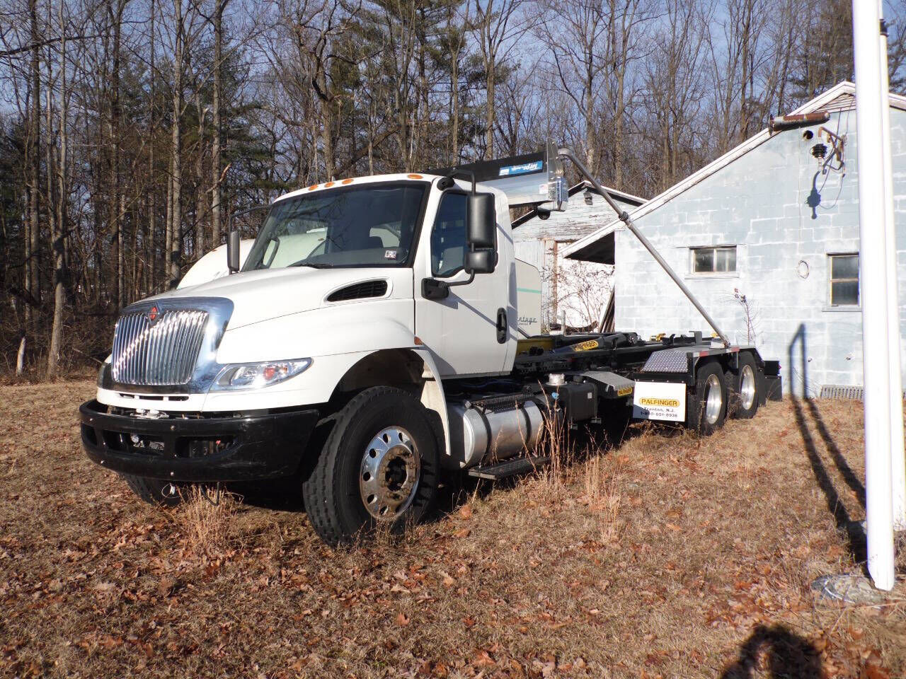 2020 INTERNATIONAL MV607