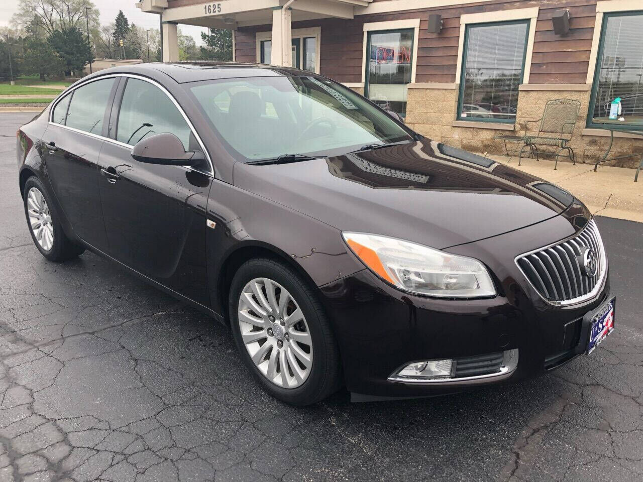2011 BUICK Regal