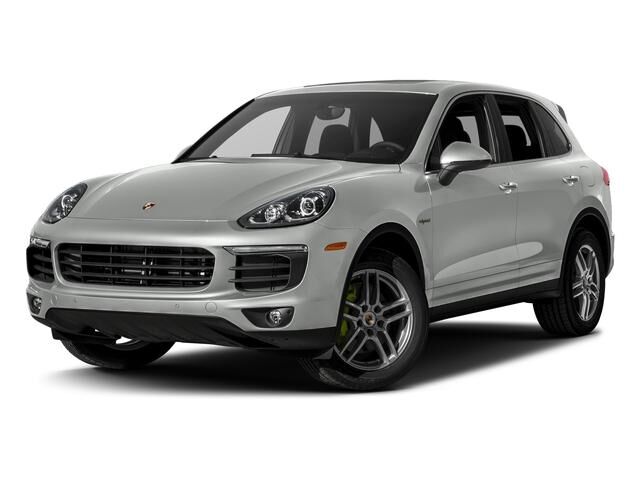 2017 PORSCHE Cayenne