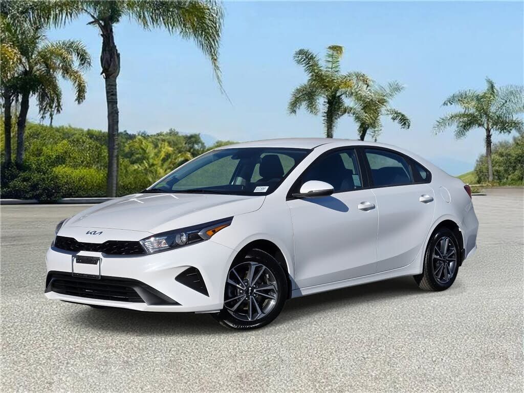 2024 KIA Forte