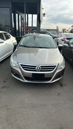 2010 VOLKSWAGEN Passat