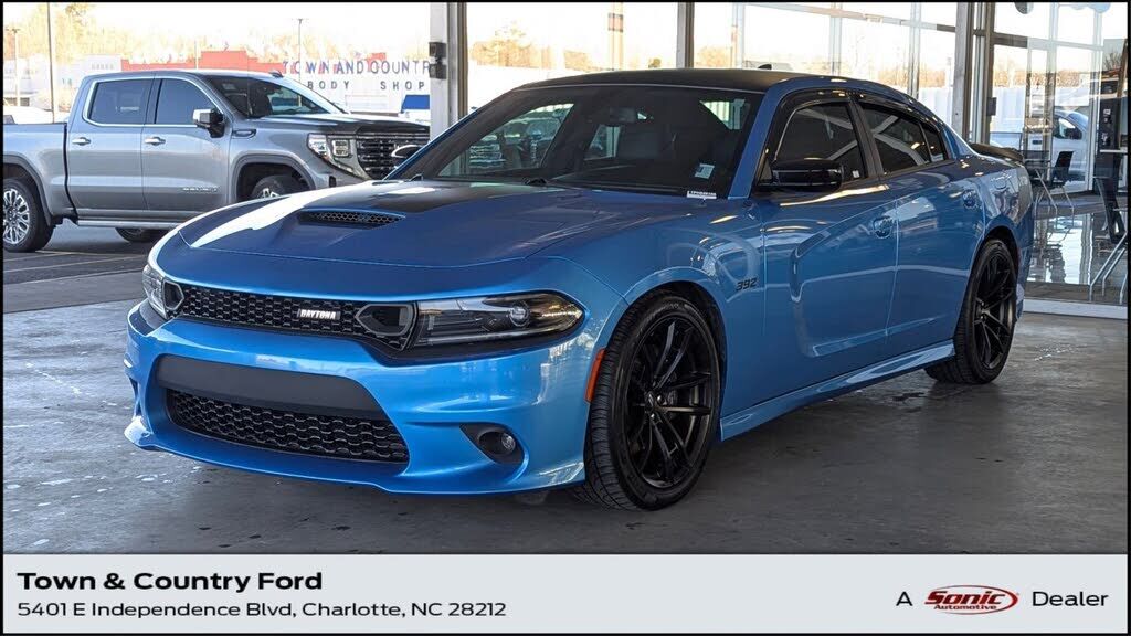 2023 DODGE Charger