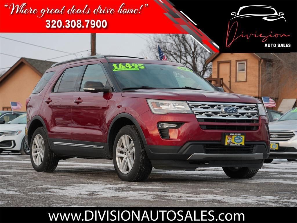 2018 FORD Explorer
