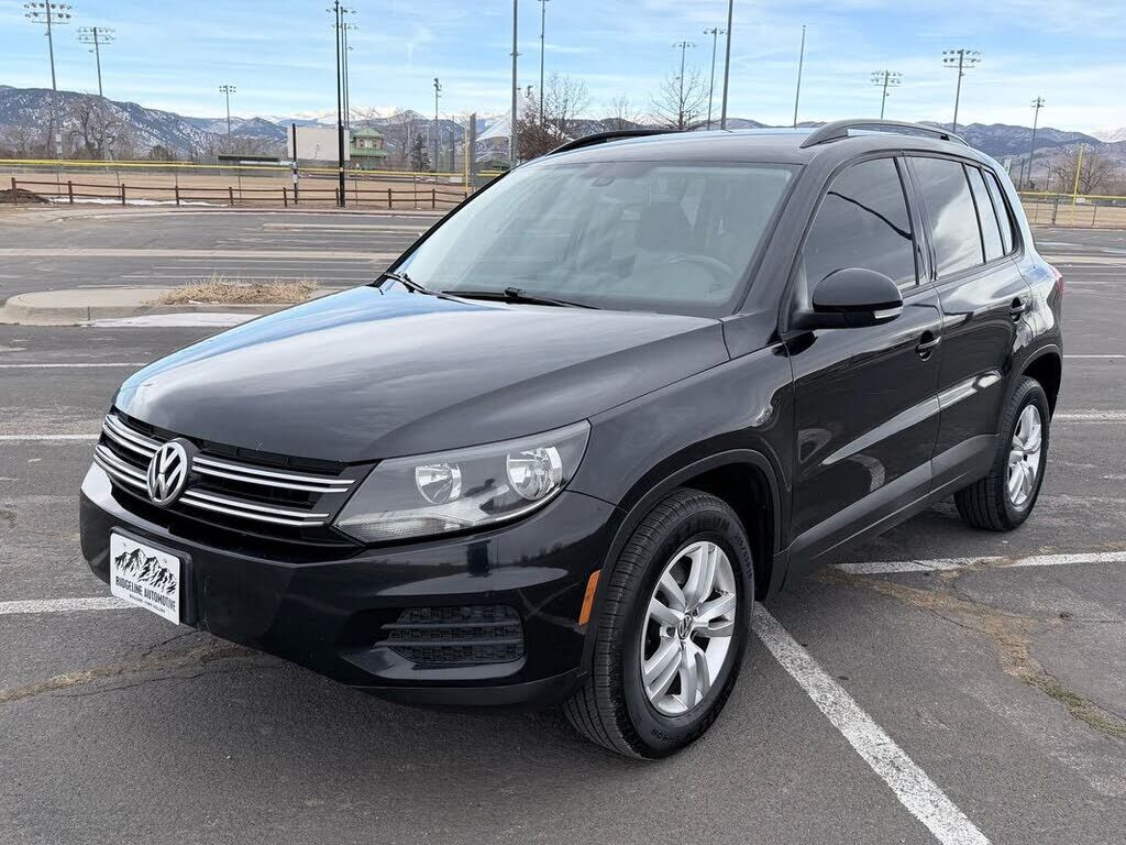2016 VOLKSWAGEN Tiguan