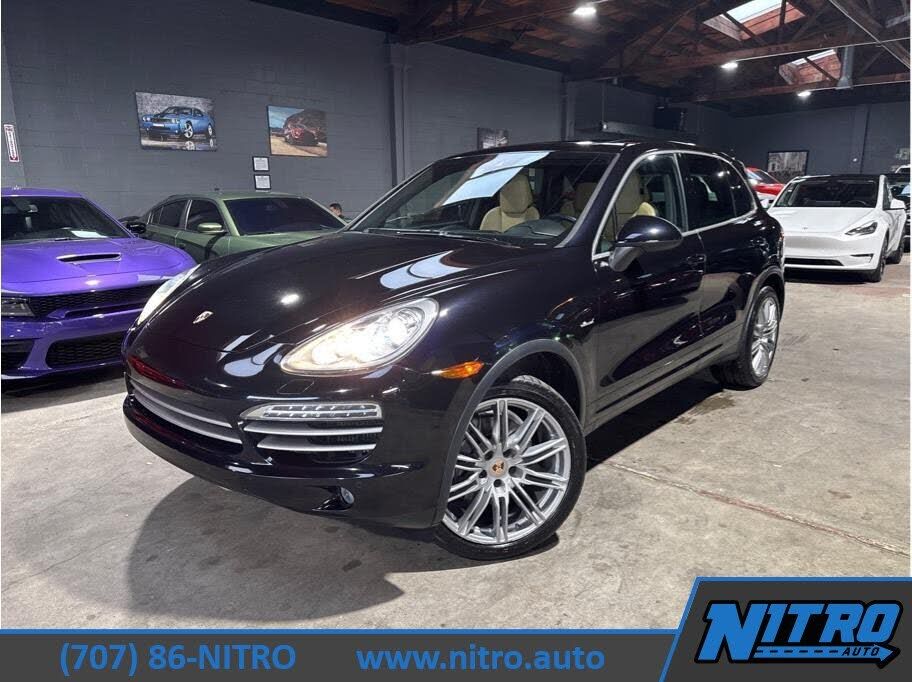 2014 PORSCHE Cayenne