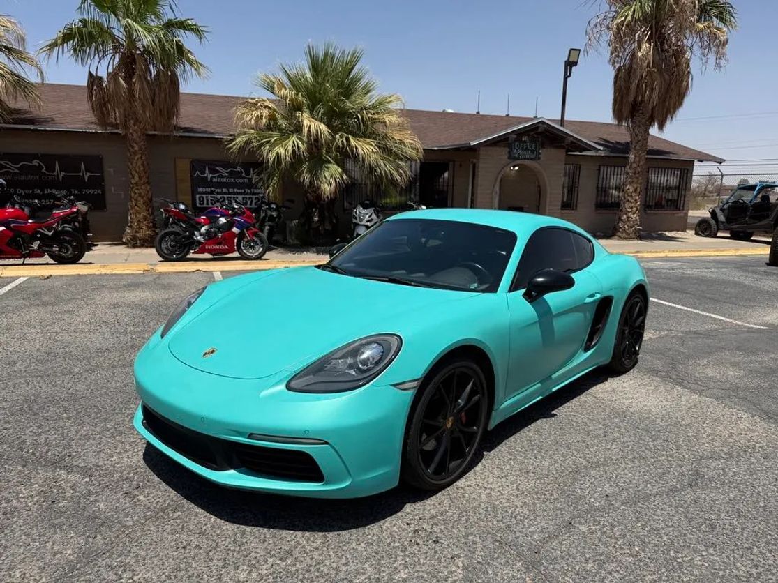 2017 PORSCHE Cayman