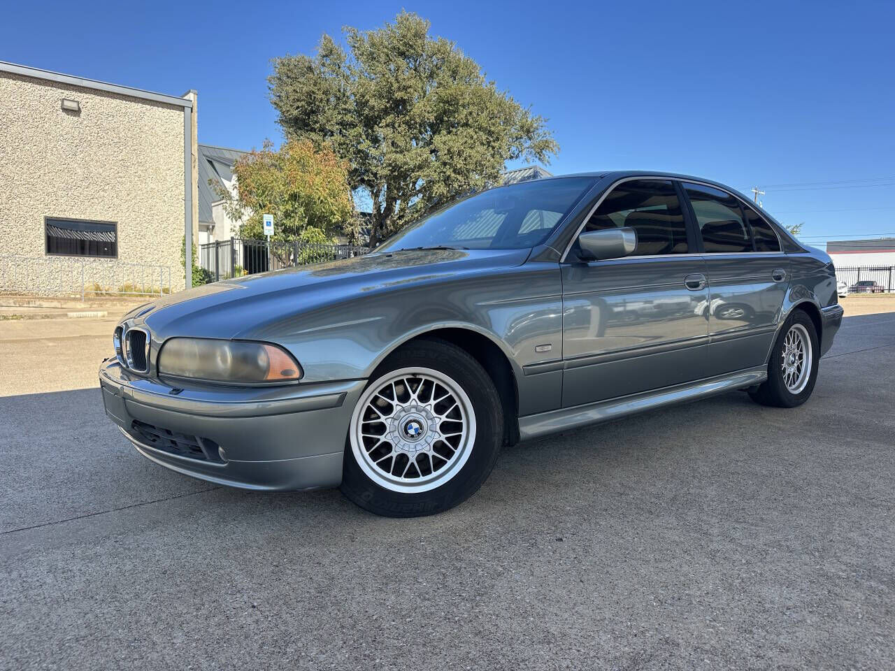 2002 BMW 5 Series