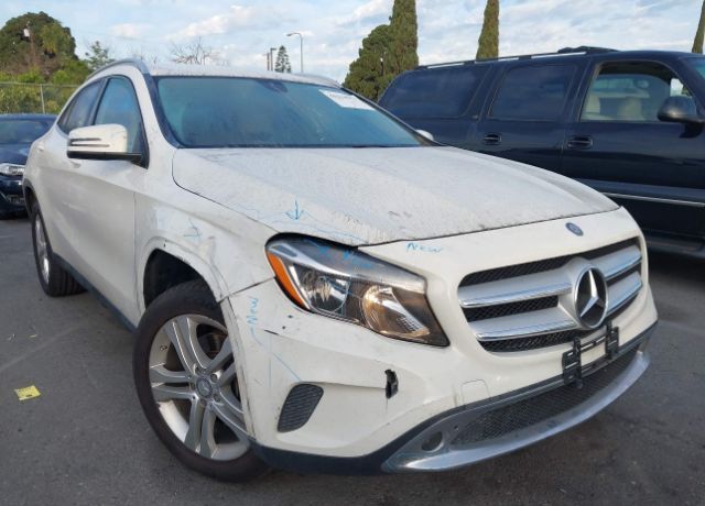 2015 MERCEDES-BENZ GLA-Class