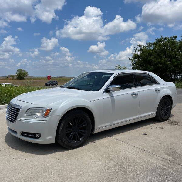 2011 CHRYSLER 300C
