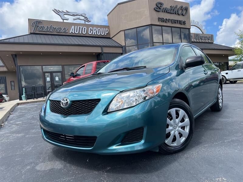 2010 TOYOTA Corolla