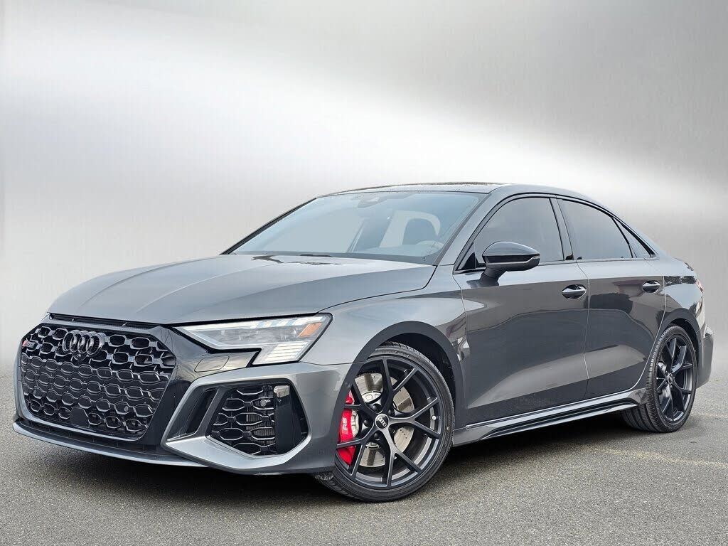 2024 AUDI RS3