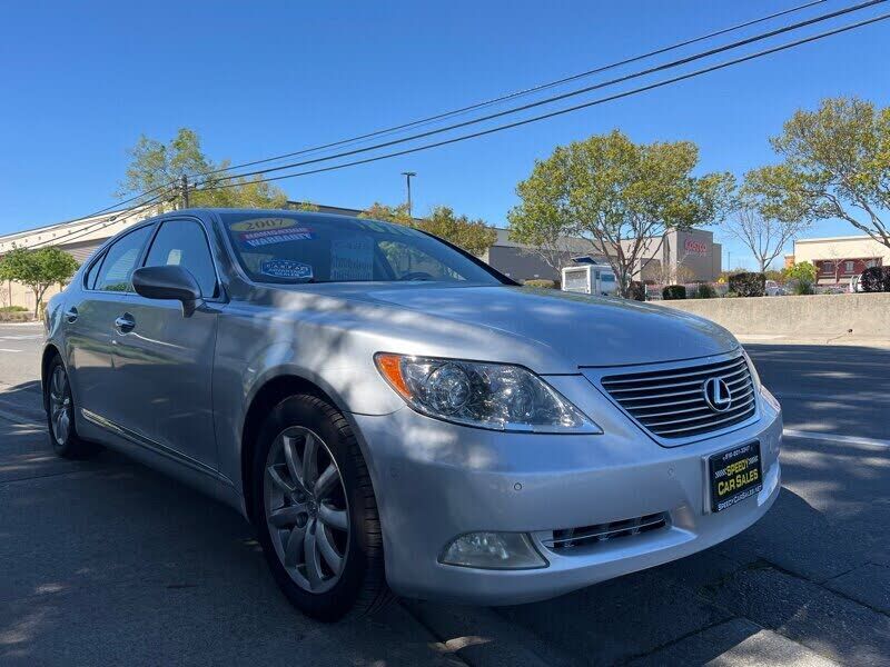 2007 LEXUS LS