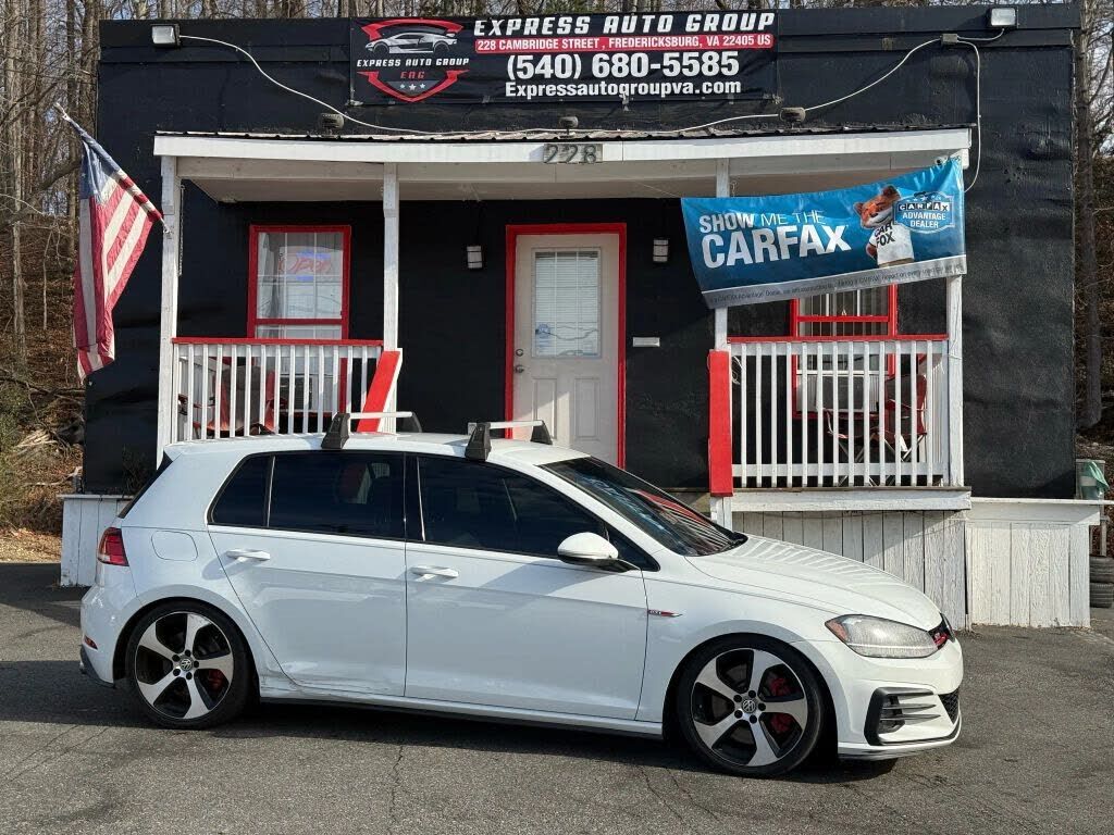 2019 VOLKSWAGEN Golf GTI