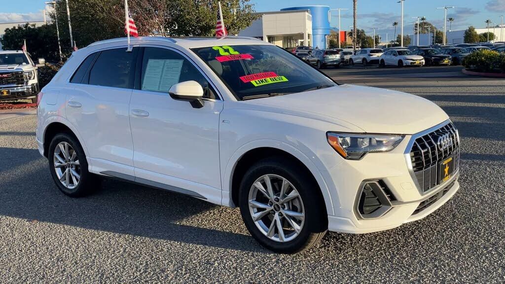 2022 Audi Q3