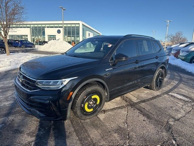 2024 VOLKSWAGEN Tiguan