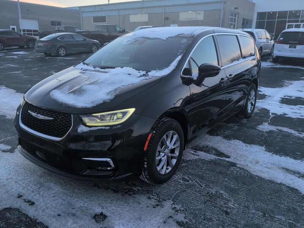 2026 CHRYSLER Pacifica