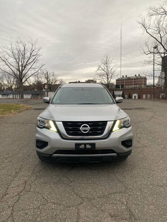 2017 NISSAN Pathfinder