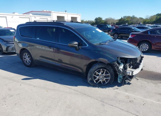 2021 CHRYSLER Voyager