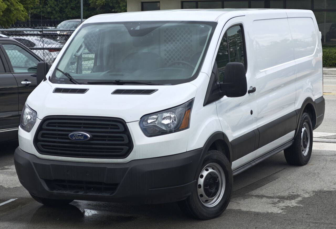 2019 FORD Transit